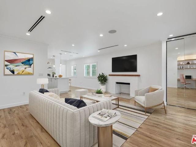 House for sale in Sherman Oaks Neighborhood Council District, Canoga Park