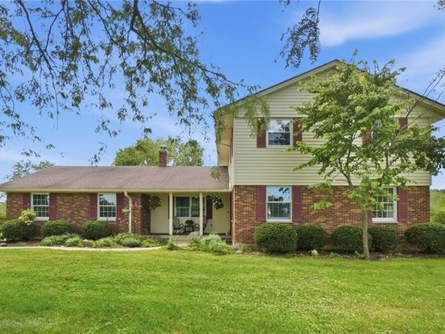 House for sale in Waynesville, Warren County