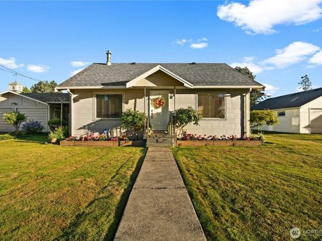 House for sale in Fife, Washington