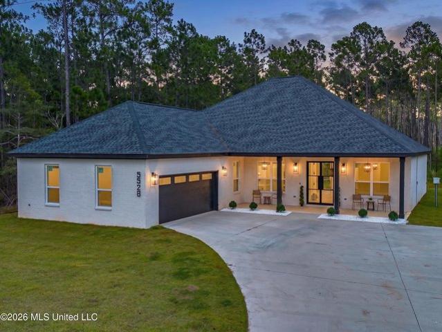 House for sale in Ocean Springs, Mississippi