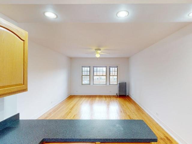 Apartment for rent in Chicago Park, Illinois
