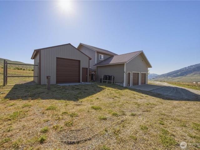 House for sale in Pateros, Washington