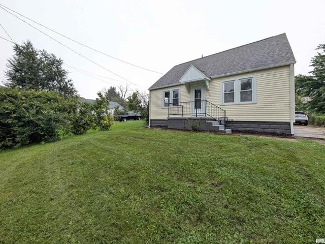 House for sale in Illinois