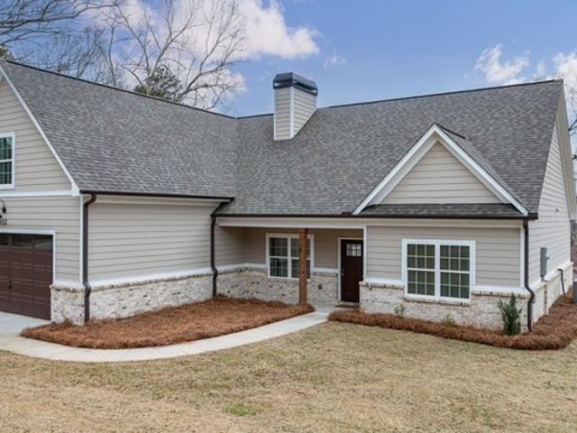 House for sale in Commerce, Georgia