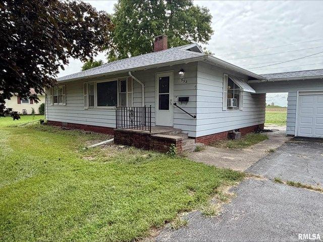 House for sale in Woodhull, Illinois