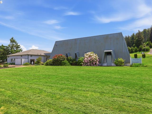 Commercial for sale in Oregonia