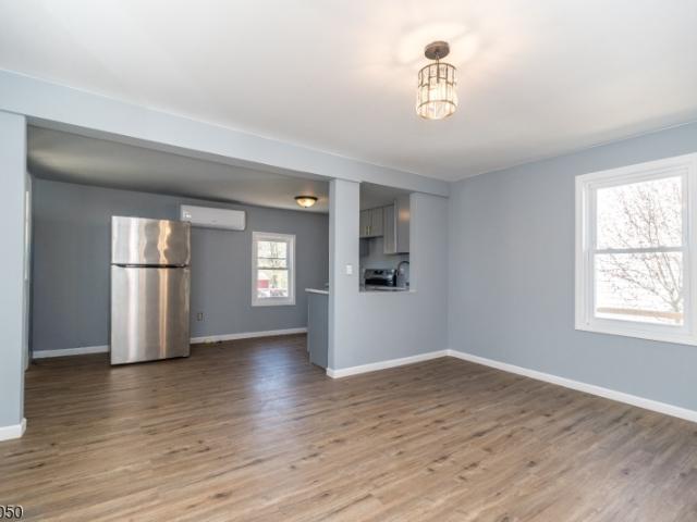 House for sale in Pittstown, New Jersey