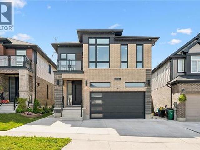 House for sale in Kitchener, Ontario
