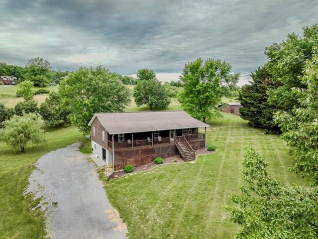 House for sale in Peterstown, West Virginia