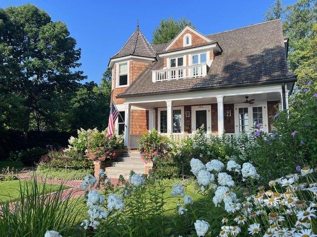 House for sale in Lake Bluff, Illinois