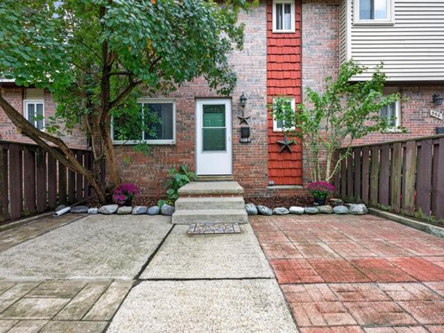 Condo for sale in Ypsilanti, Washtenaw County