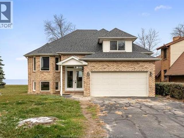 House for rent in Lakeshore, Ontario
