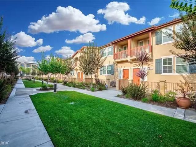 Condo for rent in Torrance