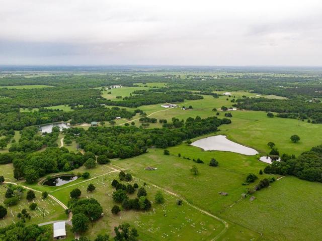 House for sale in Navarro, Texas
