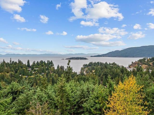 House for sale in West Vancouver, British Columbia