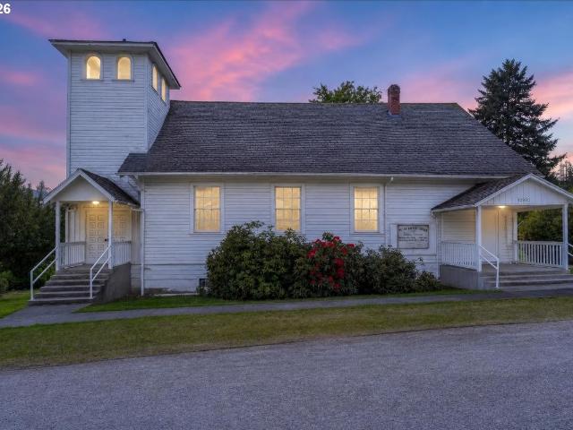 Commercial for sale in Oregonia