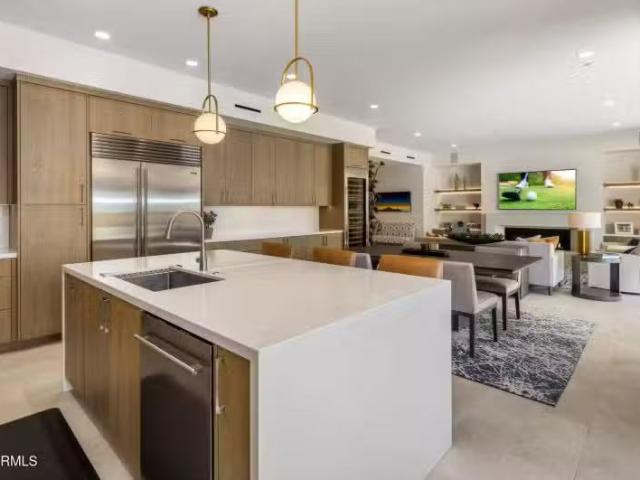 House for sale in Paradise Valley