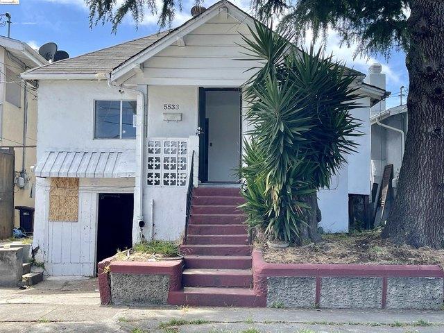 House for sale in Oakland, California
