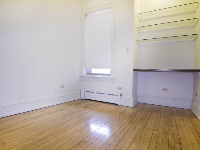 Apartment for rent in Chicago Park, Illinois