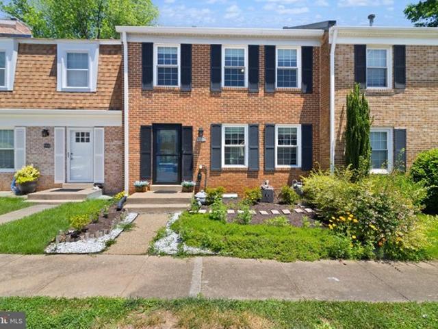 Townhouse for sale in Virginia