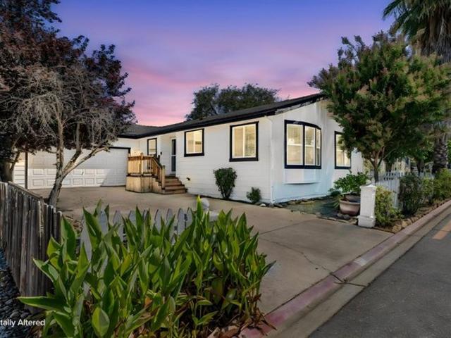 House for sale in Ione, California