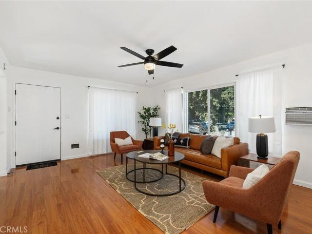 Duplex for sale in Long Beach