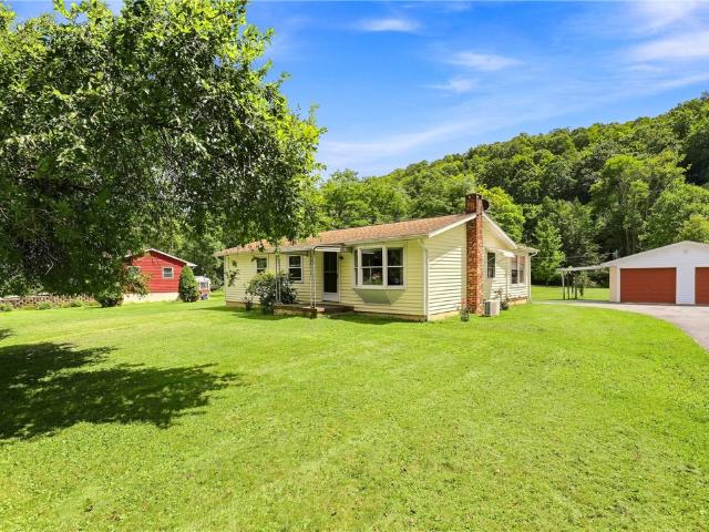 House for sale in Thomasdale, Jenner Township