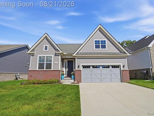 House for sale in West Bloomfield, Michigan