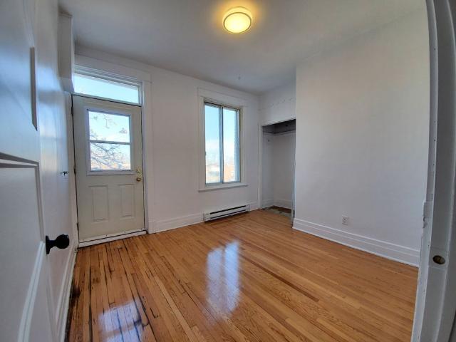 Apartment for rent in St. Leonard's, Quebec