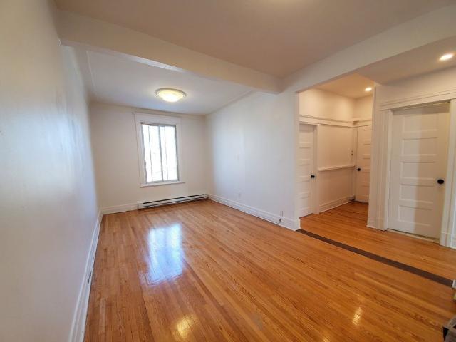 Apartment for rent in St. Leonard's, Quebec