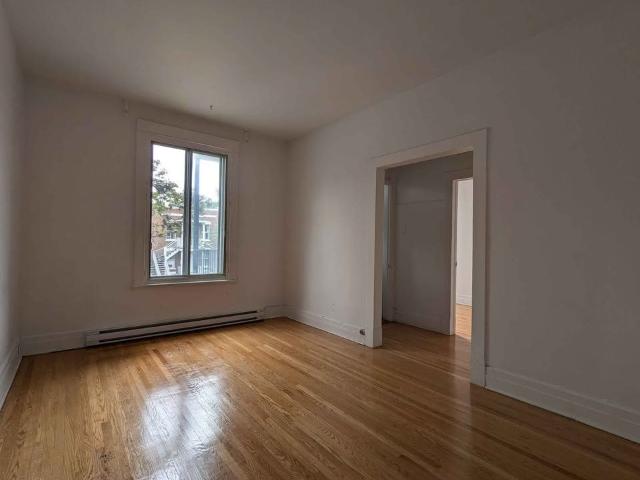 Apartment for rent in St. Leonard's, Quebec