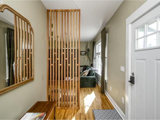 House for sale in Vernon, Portland