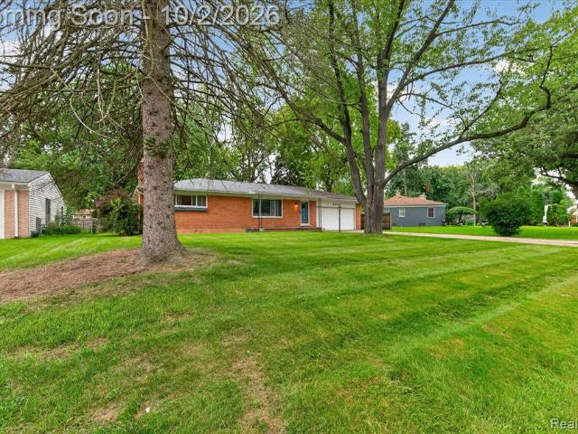 House for sale in Burlingham Lake Park, Waterford Township