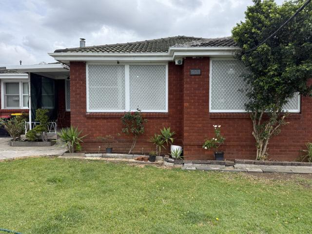 House for rent in Casula, Sydney