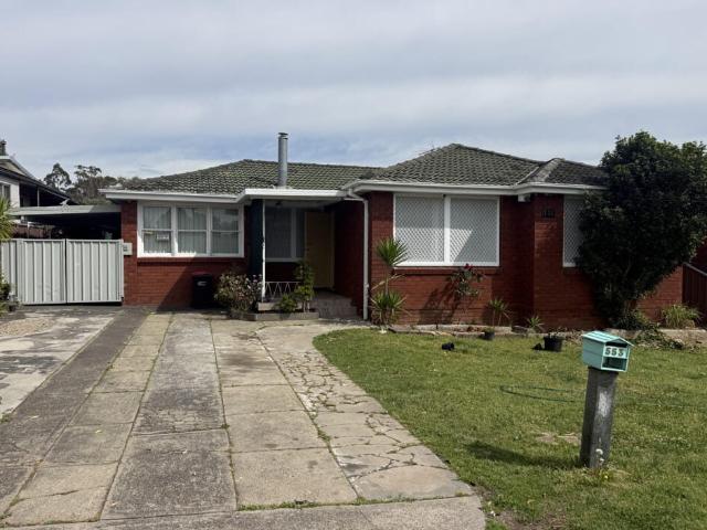 House for rent in Casula, Sydney