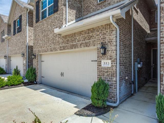 Townhouse for sale in Lewisville