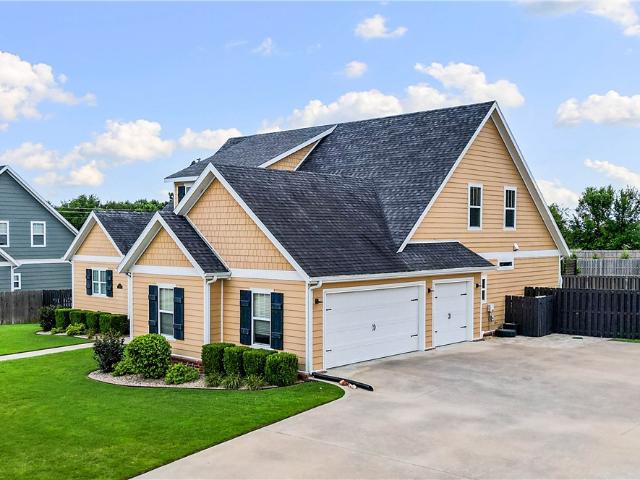 House for sale in Ark