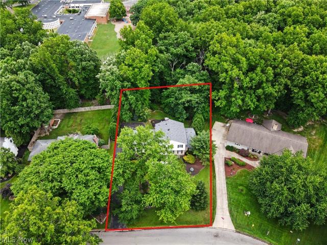 House for sale in Canfield, Ohio