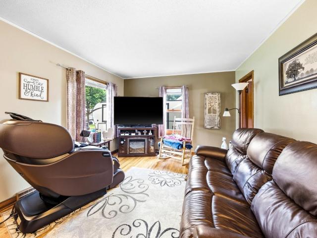 House for sale in Hutchinson, McLeod County