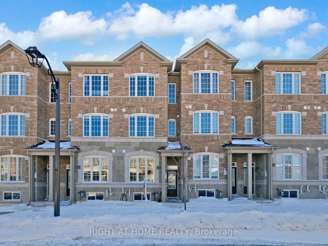 Townhouse for sale in Woburn, Ontario