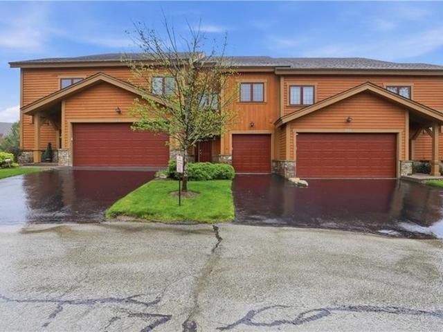 Townhouse for sale in Champion, Saltlick Township