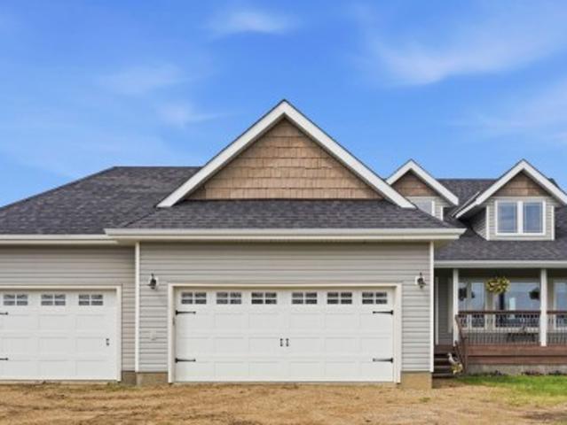 House for sale in Alberta