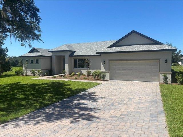 House for sale in Lady Lake, Florida