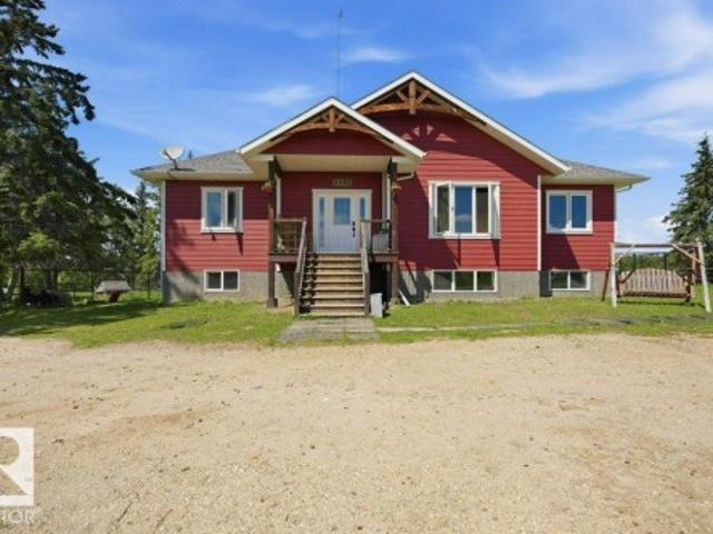 House for sale in Alberta