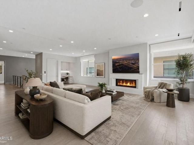 Townhouse for sale in Paradise Valley, Arizona