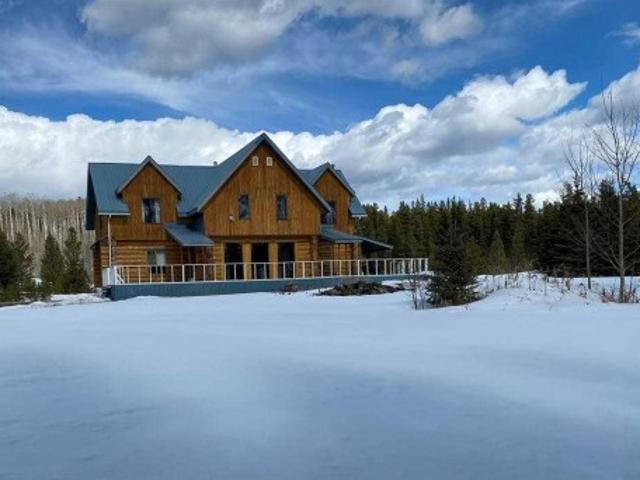 House for sale in Alberta