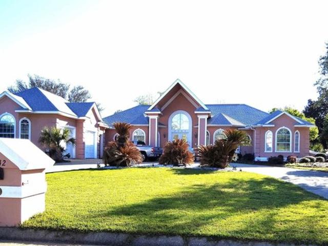 House for sale in Pace, Florida