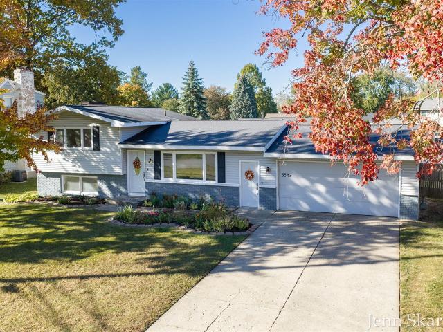 House for sale in Kentwood, Kent County