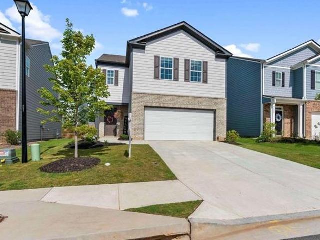 House for sale in Oakwood, Georgia