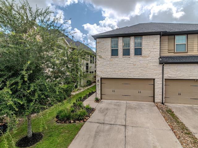 Townhouse for sale in Fulshear, Texas